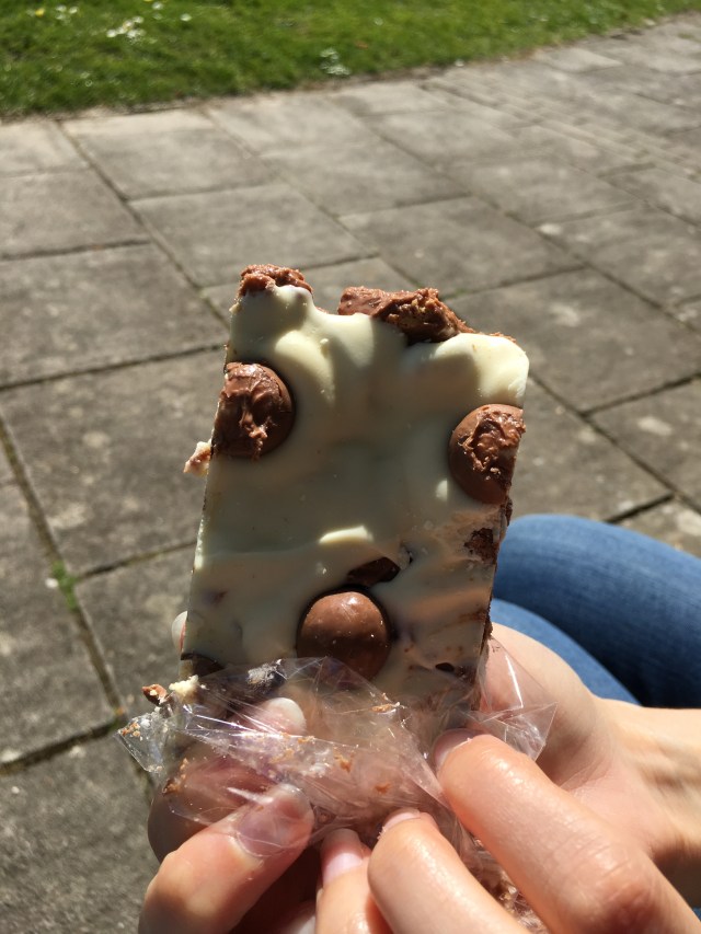 Malteser slice from Cafecinos
