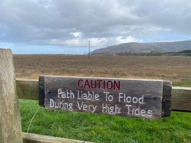 Flooding sign by Porlock marshes